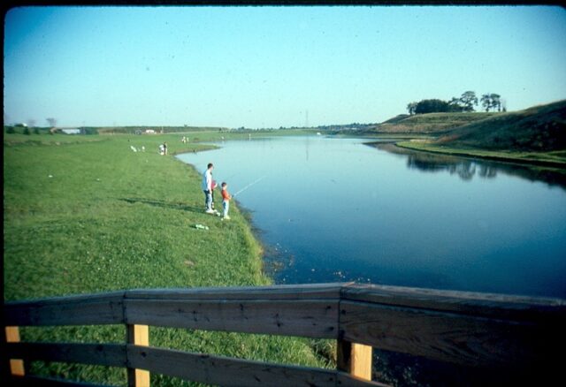 Petros Lake Park